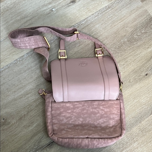 Herschel Supply Company Blush Pink Crossbody Bag Super Cute! - Picture 5 of 7